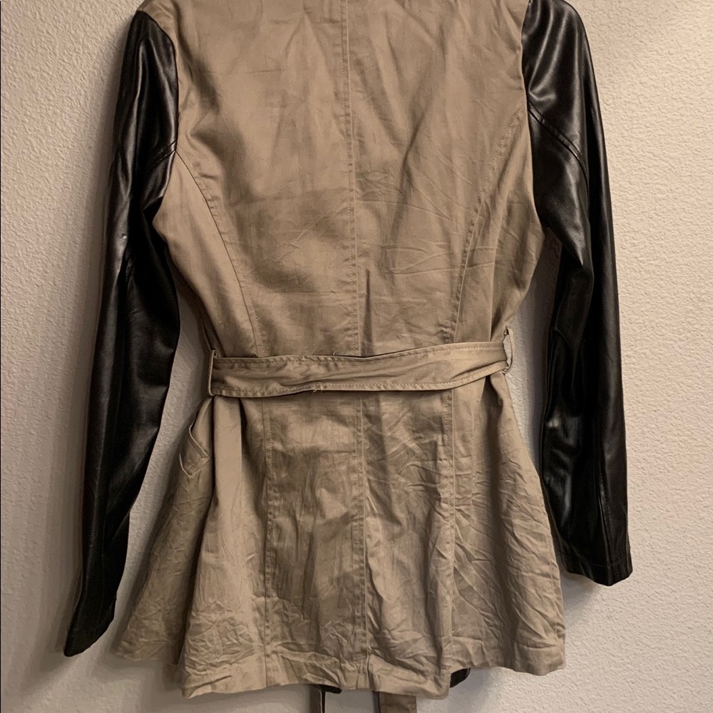 Jacket - Picture 4 of 8